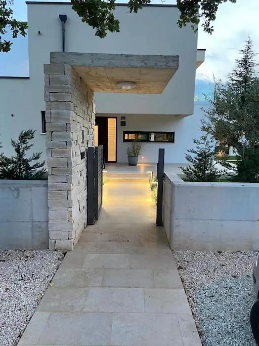 Istria-Villa Frani-Large Pool-Parking Jehnici Villa